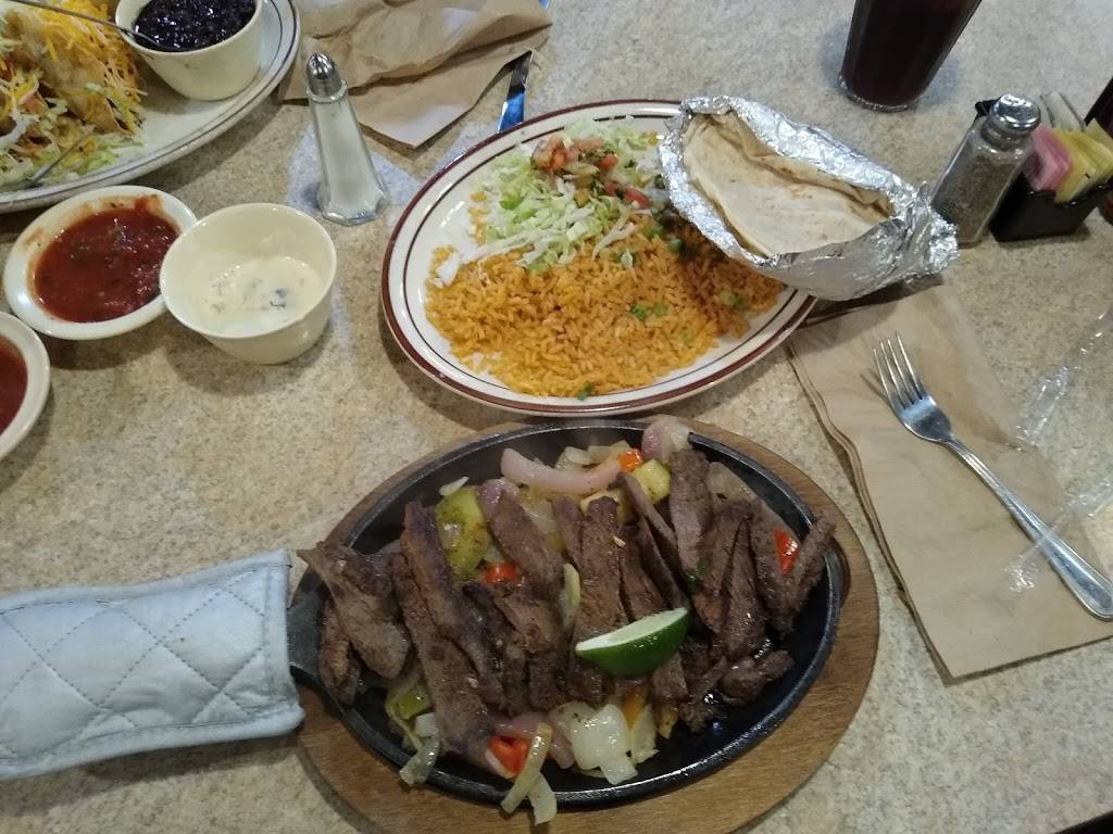 El Potro Mexican Cafe paola | cafe | 602 N Pearl St, Paola, KS 66071, USA | 9132949989 OR +1 913-294-9989
