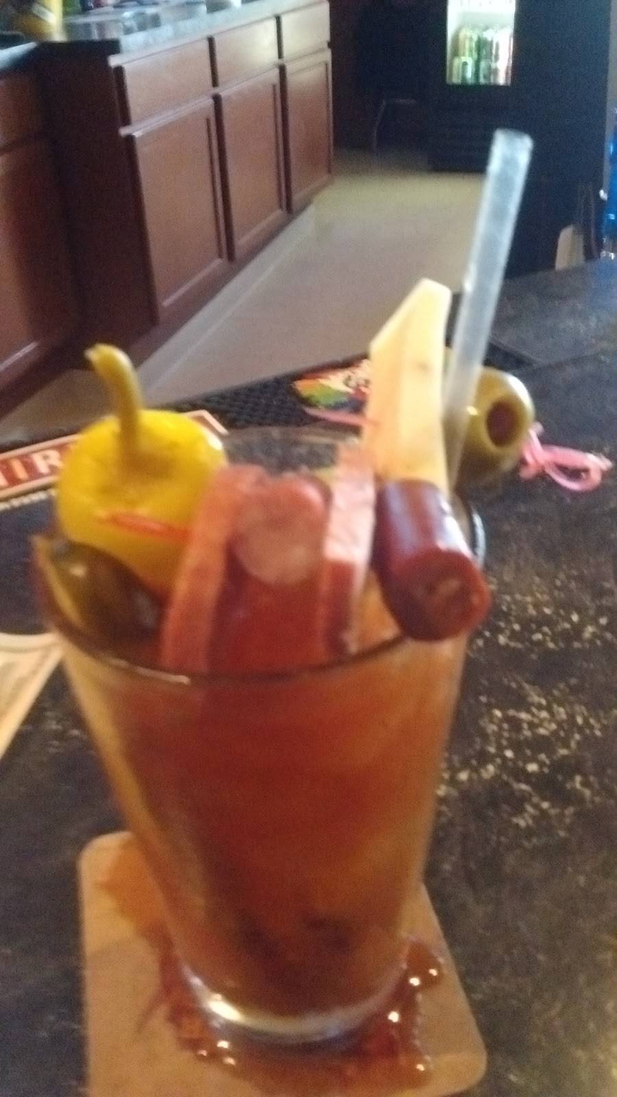 Spoondoggers Bar and Grill | restaurant | N1320 S Lake Shore Dr, Genoa City, WI 53128, USA | 2622958773 OR +1 262-295-8773