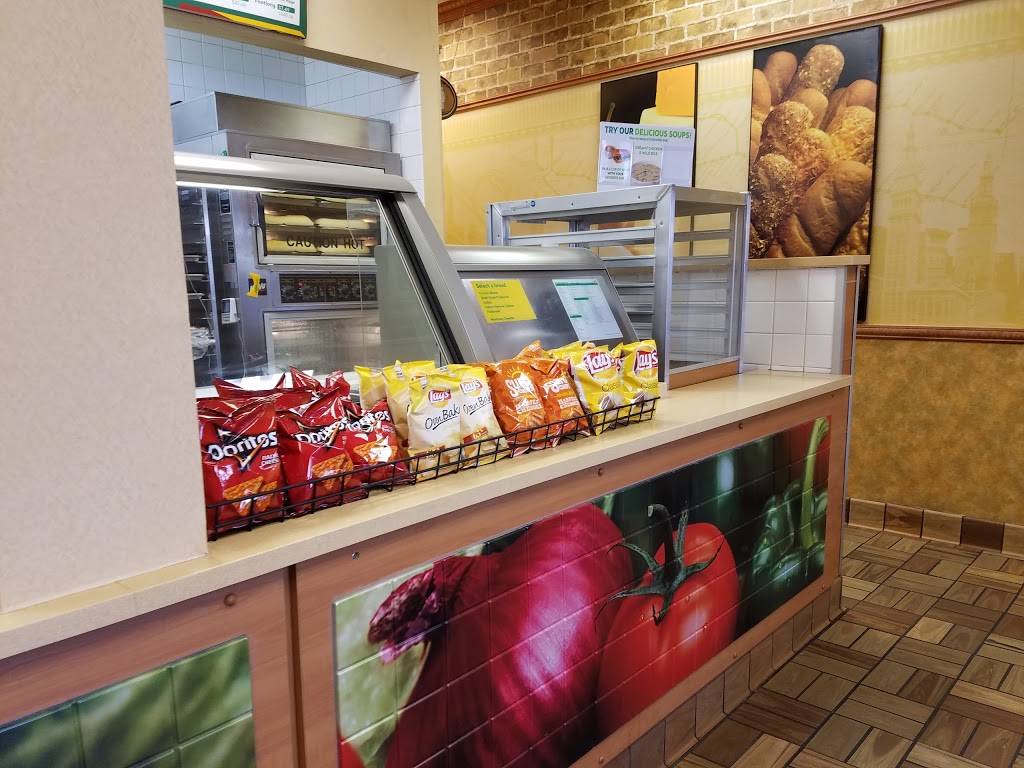 Subway Restaurants | restaurant | 228 E Main St, Anoka, MN 55303, USA | 7634213222 OR +1 763-421-3222