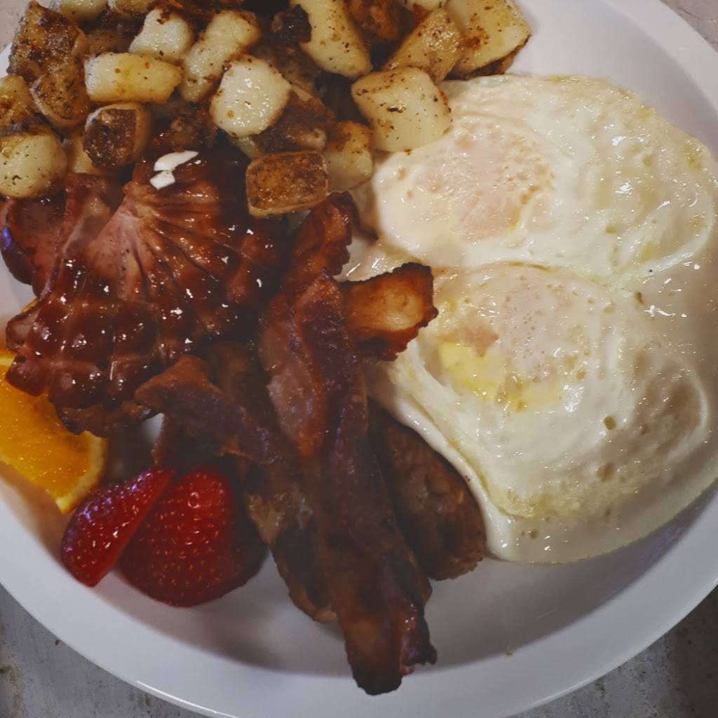 The Crosswind Cafe @ Billy Bishop Airport | restaurant | 203807 ON-26, Owen Sound, ON N4K 5W4, Canada | 5199013862 OR +1 519-901-3862