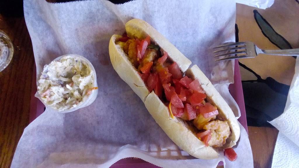 Beanies Bar & Sports Grill | restaurant | 2002 US-41, Ruskin, FL 33570, USA | 8136491700 OR +1 813-649-1700