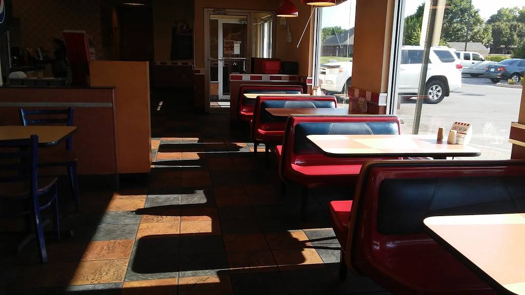 KFC | restaurant | 7227 W 21st St, Wichita, KS 67205, USA | 3167215883 OR +1 316-721-5883