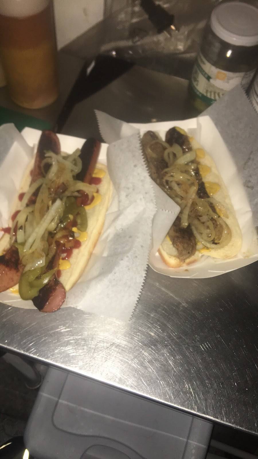 E & G DOGHOUSE | restaurant | 4403 Millenia Plaza Way, Orlando, FL 32839, USA | 3219991787 OR +1 321-999-1787