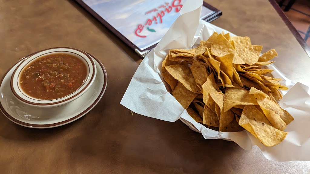 Sadies | restaurant | 5400 Academy Rd NE, Albuquerque, NM 87109, USA | 5058213388 OR +1 505-821-3388