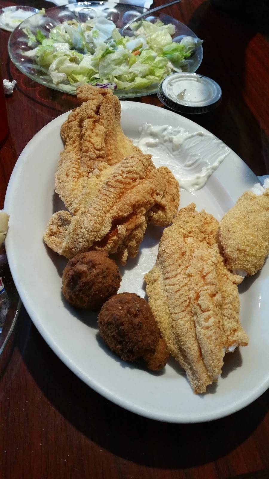 Charlies Restaurant | restaurant | 30123 LA-22, Springfield, LA 70462, USA | 2252940100 OR +1 225-294-0100