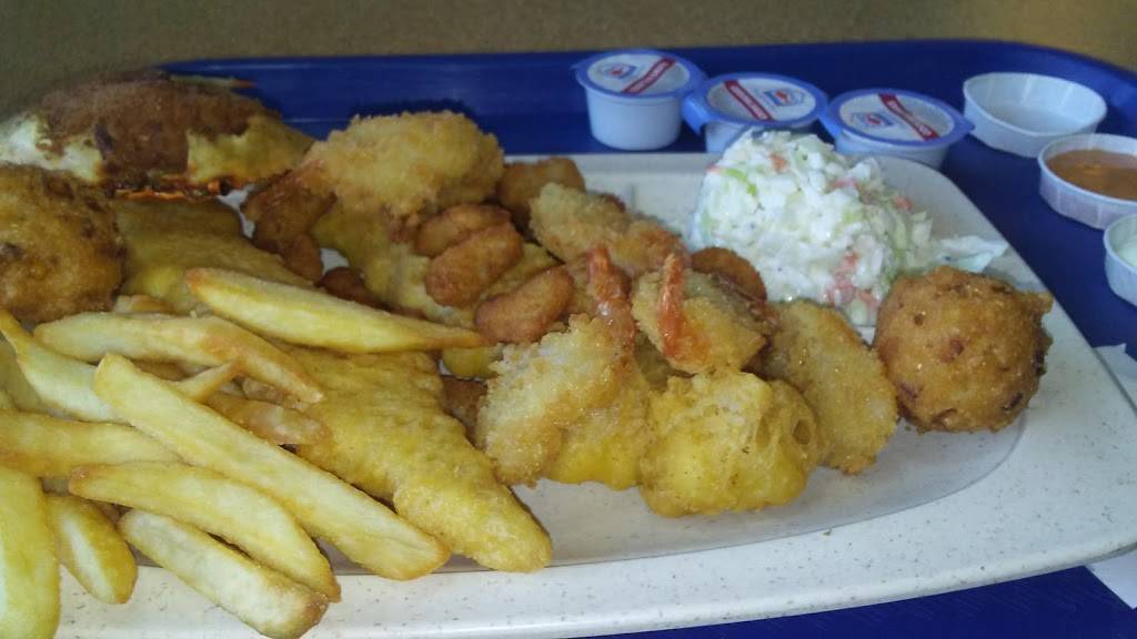 Captain Ds | restaurant | 666 Bessemer Super Hwy, Fairfield, AL 35064, USA | 2059237227 OR +1 205-923-7227