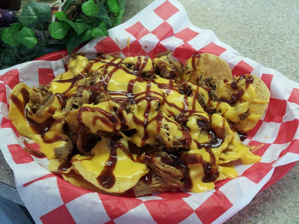 Little Everetts BBQ | restaurant | 711 W Elm Ave, Hanover, PA 17331, USA | 7176323001 OR +1 717-632-3001