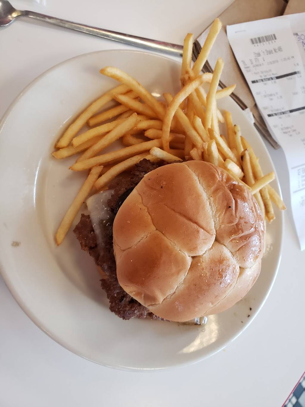 Steak n Shake | restaurant | 170 SW Commerce Dr, Lake City, FL 32025, USA | 3867196677 OR +1 386-719-6677