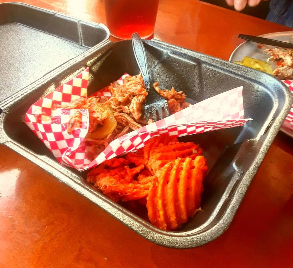 Bluegrass Barbeque | restaurant | 2709 Moody Pkwy, Moody, AL 35004, USA | 2056401227 OR +1 205-640-1227