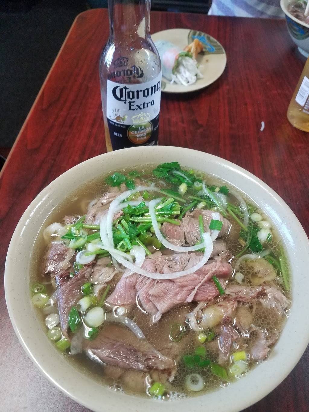 Pho Liu | restaurant | 15220 Ambaum Blvd SW, Burien, WA 98166, USA | 2062441449 OR +1 206-244-1449