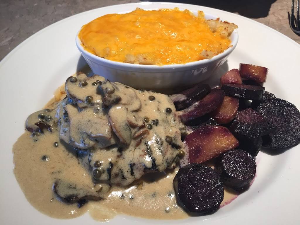 Scottys Restaurant | restaurant | 636 Yonge St, Barrie, ON L4N 4E6, Canada | 7057251711 OR +1 705-725-1711