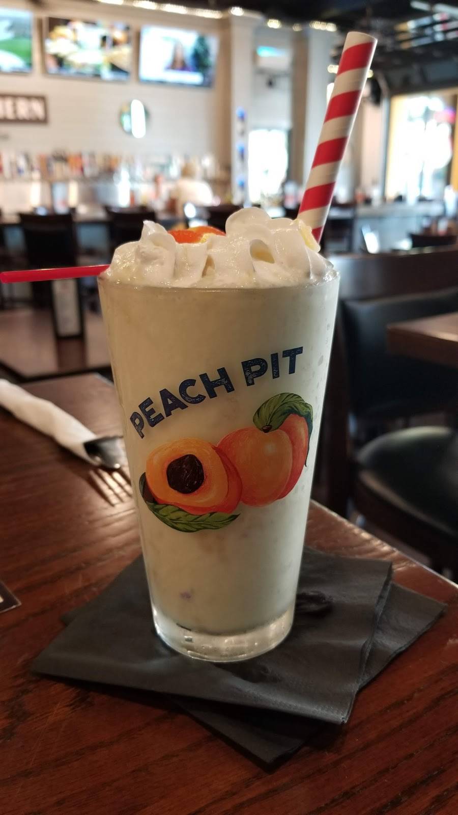Peach Pit Bar + Grill | restaurant | 23111 Fashion Dr Suite 105, Estero, FL 33928, USA | 2399496471 OR +1 239-949-6471