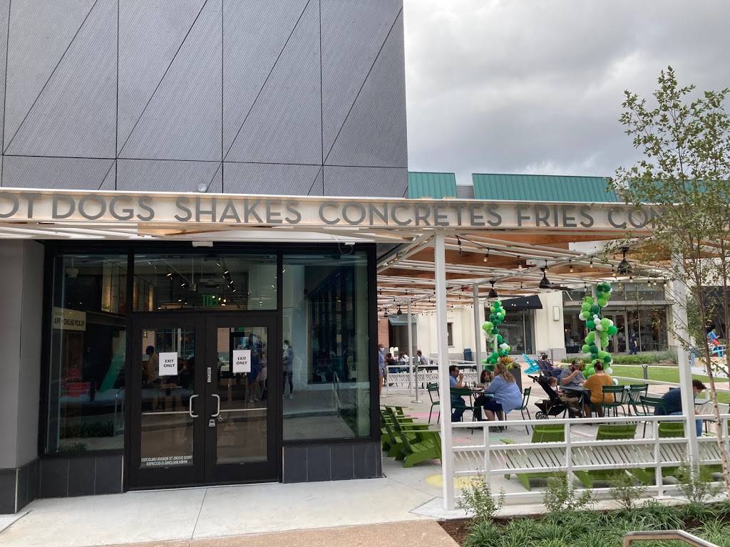 Shake Shack | restaurant | 1201 Lake Woodlands Dr Suite 3034, The Woodlands, TX 77380, USA | 3462204309 OR +1 346-220-4309