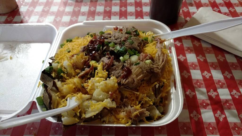 JJ’s Barbecue | restaurant | 900 Hatcher Ln, Columbia, TN 38401, USA | 9313813463 OR +1 931-381-3463