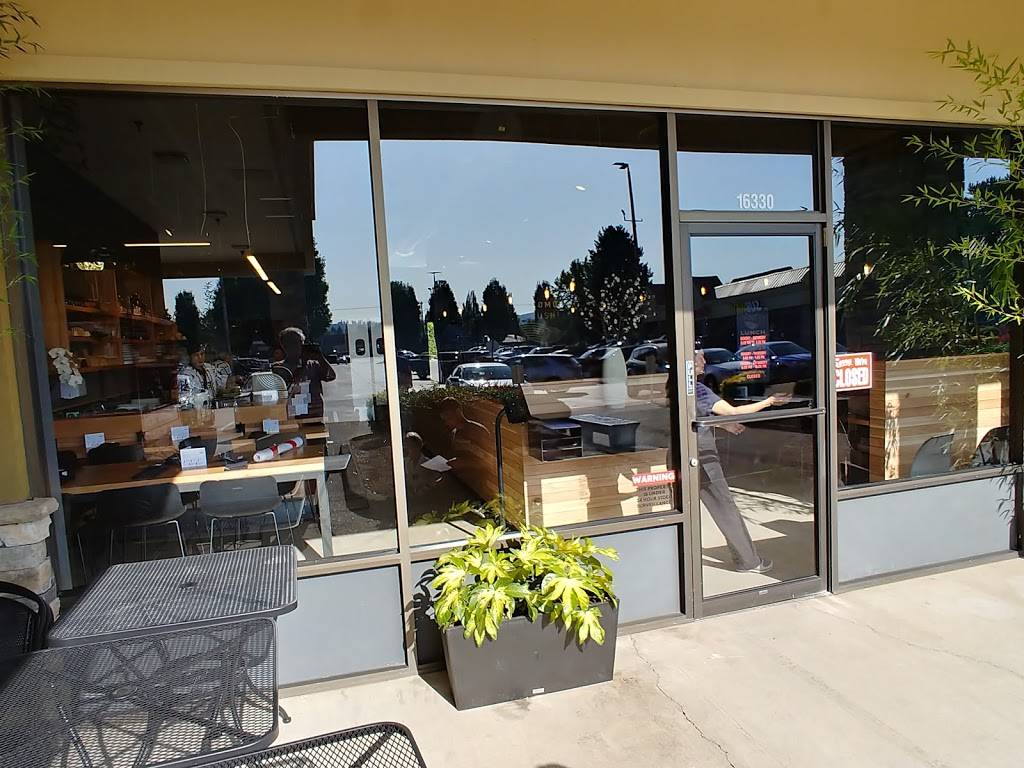 KOMO Sushi | restaurant | 16330 SW Langer Dr, Sherwood, OR 97140, USA | 5038225689 OR +1 503-822-5689