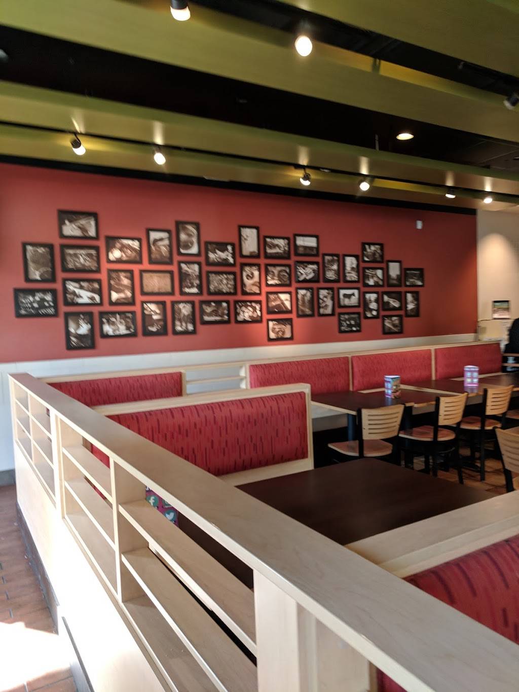 Potbelly Sandwich Shop | restaurant | 302 S 4th St #2, Louisville, KY 40202, USA | 5025401100 OR +1 502-540-1100