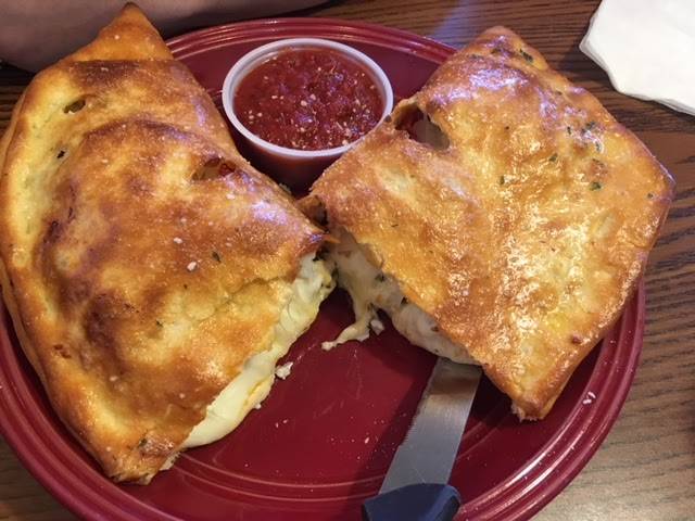 Pinos Pizza | restaurant | 365 King St, Keysville, VA 23947, USA | 4347360072 OR +1 434-736-0072