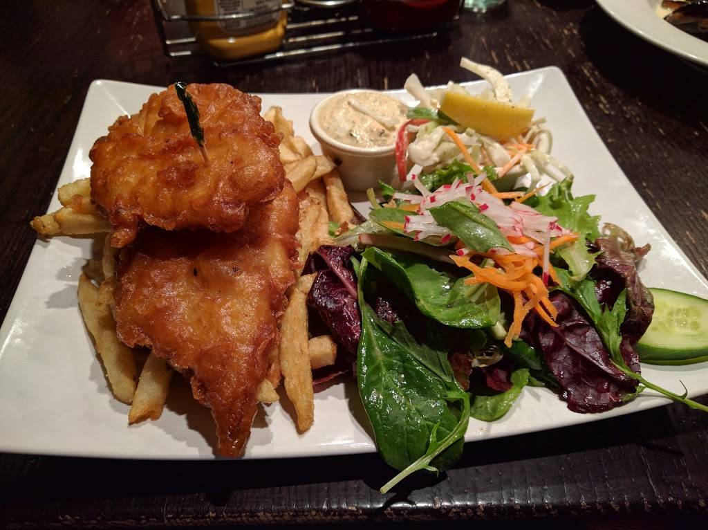 Churchills | restaurant | 356 Richmond Rd, Ottawa, ON K2A 0E8, Canada | 6134213775 OR +1 613-421-3775