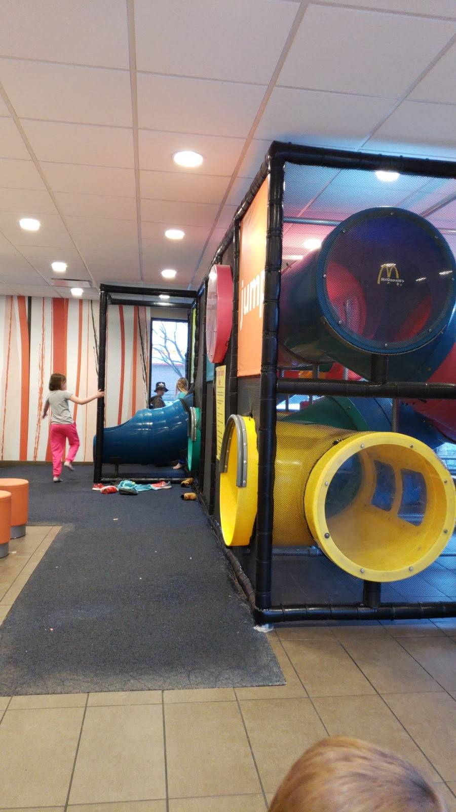 McDonalds | cafe | 1906 Emmorton Rd, Bel Air, MD 21014, USA | 4105690629 OR +1 410-569-0629