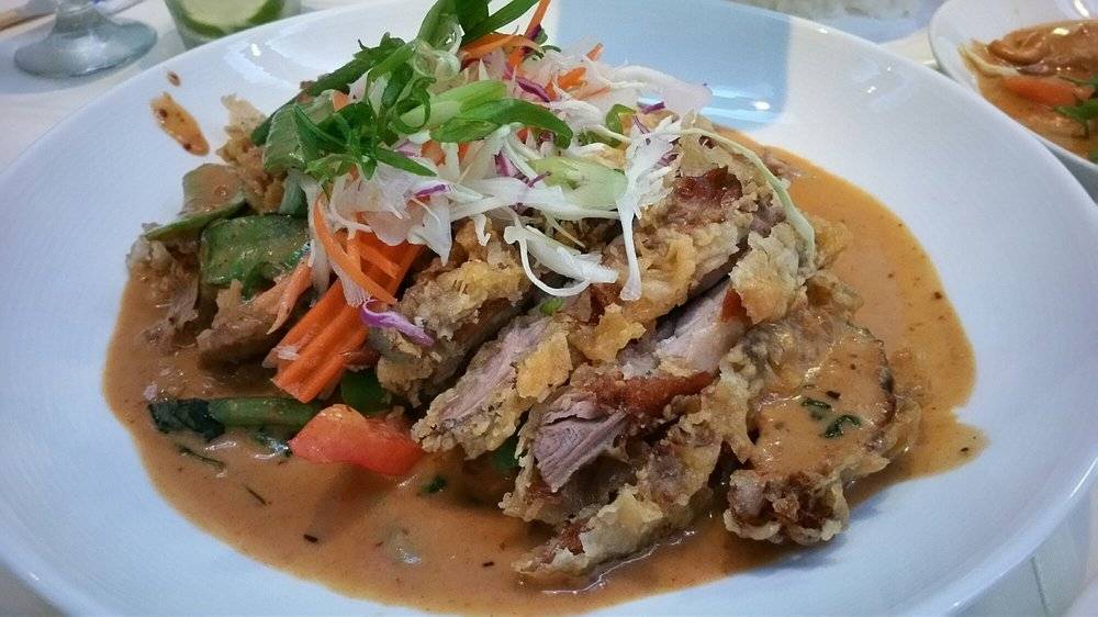 Oudom Thai & Sushi Restaurant | restaurant | 100 S Eola Dr #105, Orlando, FL 32801, USA | 4078493739 OR +1 407-849-3739