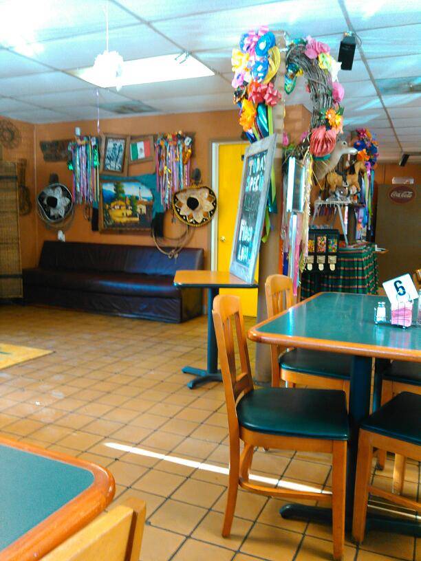 Herradero Mexican Restaurant | restaurant | 5811 S Flores St, San Antonio, TX 78214, USA | 2109282267 OR +1 210-928-2267