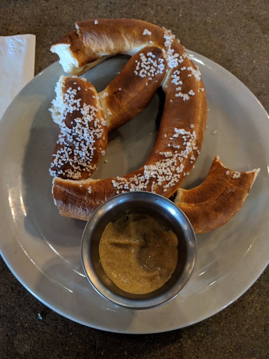 Fredericksburg Brewing Company | restaurant | 245 E Main St, Fredericksburg, TX 78624, USA | 8309971646 OR +1 830-997-1646