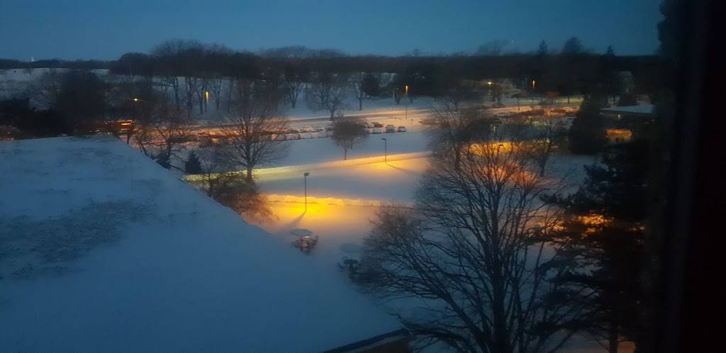 Storms Dining | restaurant | 808 Hayward Ave, Ames, IA 50014, USA | 5152942890 OR +1 515-294-2890