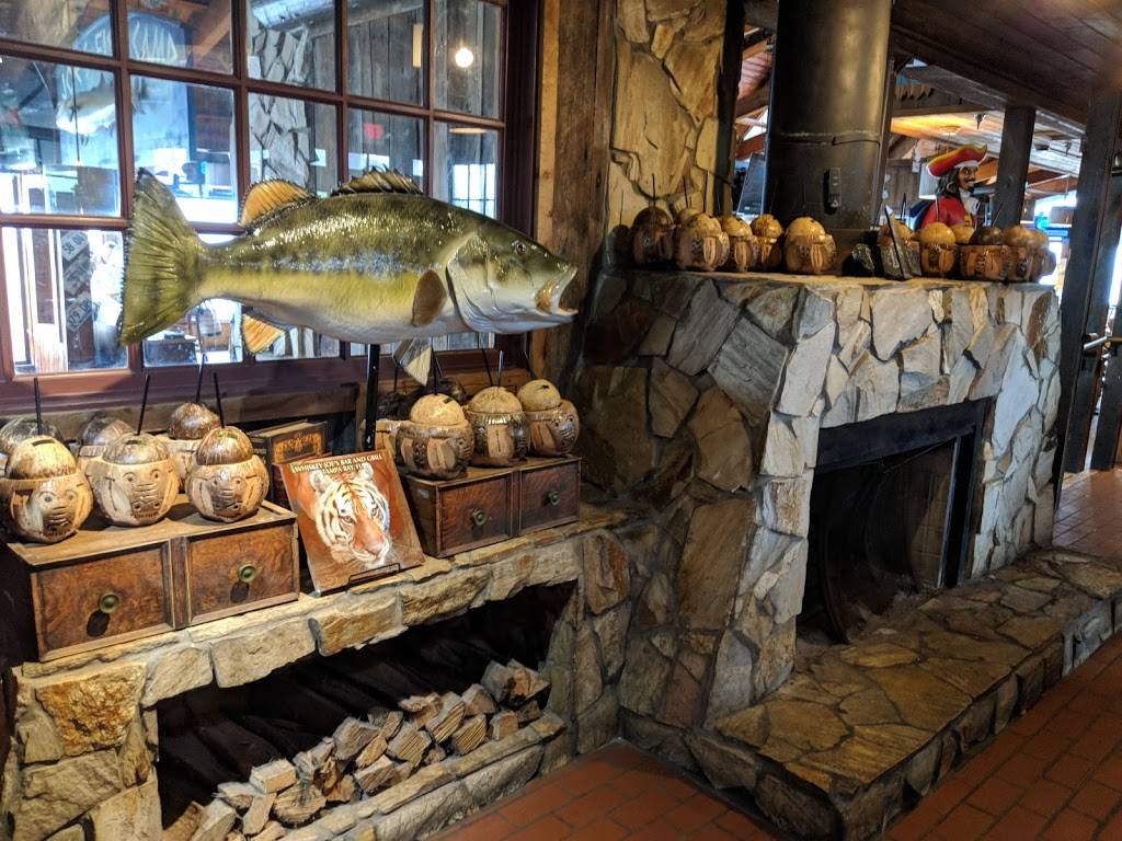 Whiskey Joes Tampa Bar & Grill | restaurant | 7720 W Courtney Campbell Causeway, Tampa, FL 33607, USA | 8132810770 OR +1 813-281-0770