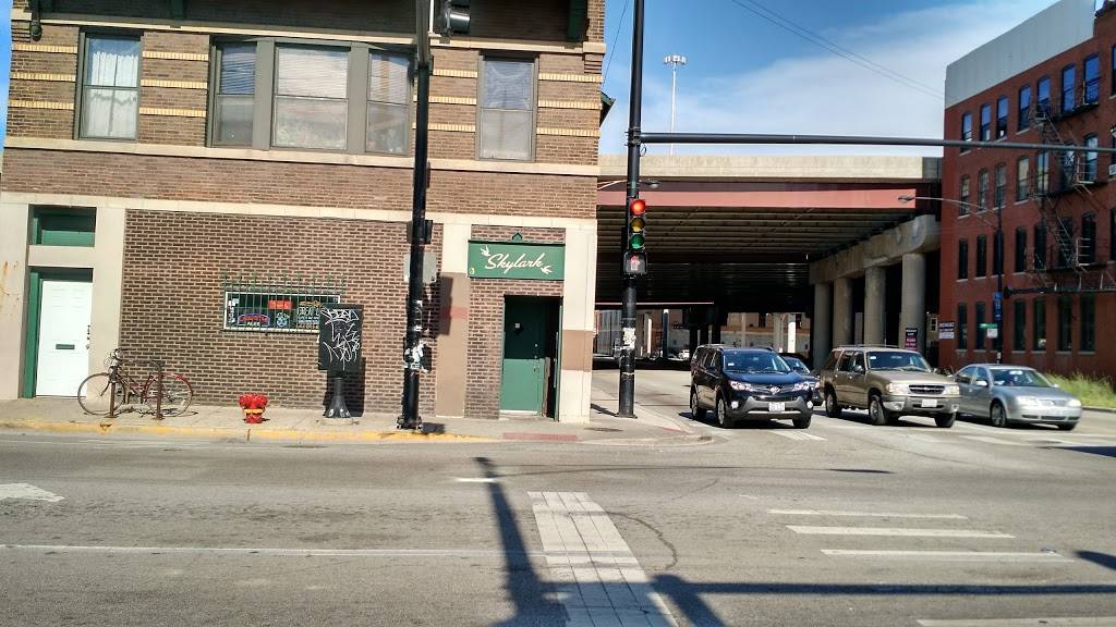 Skylark | restaurant | 2149 S Halsted St, Chicago, IL 60608, USA | 3129485275 OR +1 312-948-5275