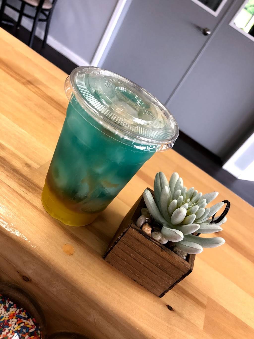 Nutrition-N-More | restaurant | 5394 Division Ave S, Kentwood, MI 49548, USA | 6168289968 OR +1 616-828-9968