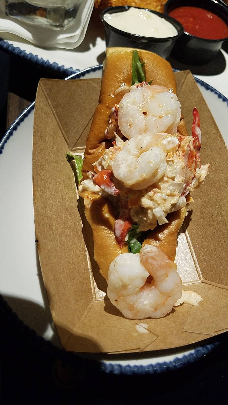 Red Lobster | restaurant | 3000 Sisk Rd, Modesto, CA 95350, USA | 2095293033 OR +1 209-529-3033