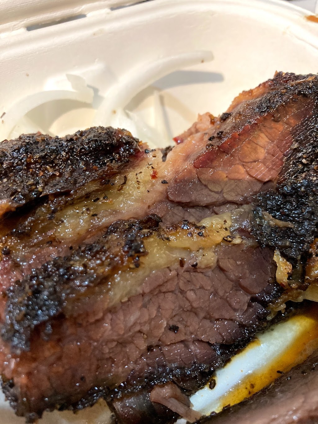 Lillies Q | restaurant | 417 N Ashland Ave, Chicago, IL 60622, USA | 7732951270 OR +1 773-295-1270