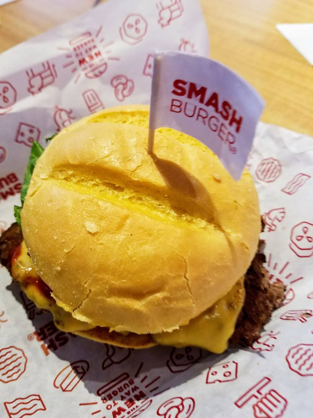 Smashburger | restaurant | 3121 W Peoria Ave Ste 108, Phoenix, AZ 85029, USA | 6028880567 OR +1 602-888-0567