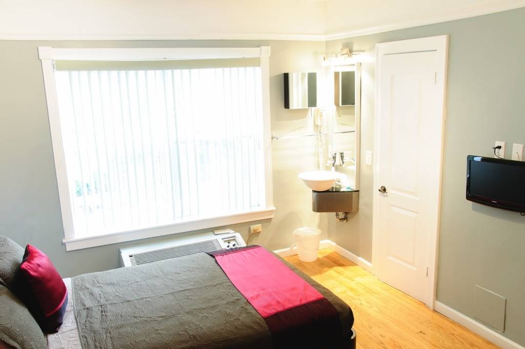 The Ponce De Leon Hotel | restaurant | 95 Central Avenue North, St. Petersburg, FL 33701, USA | 7275509300 OR +1 727-550-9300