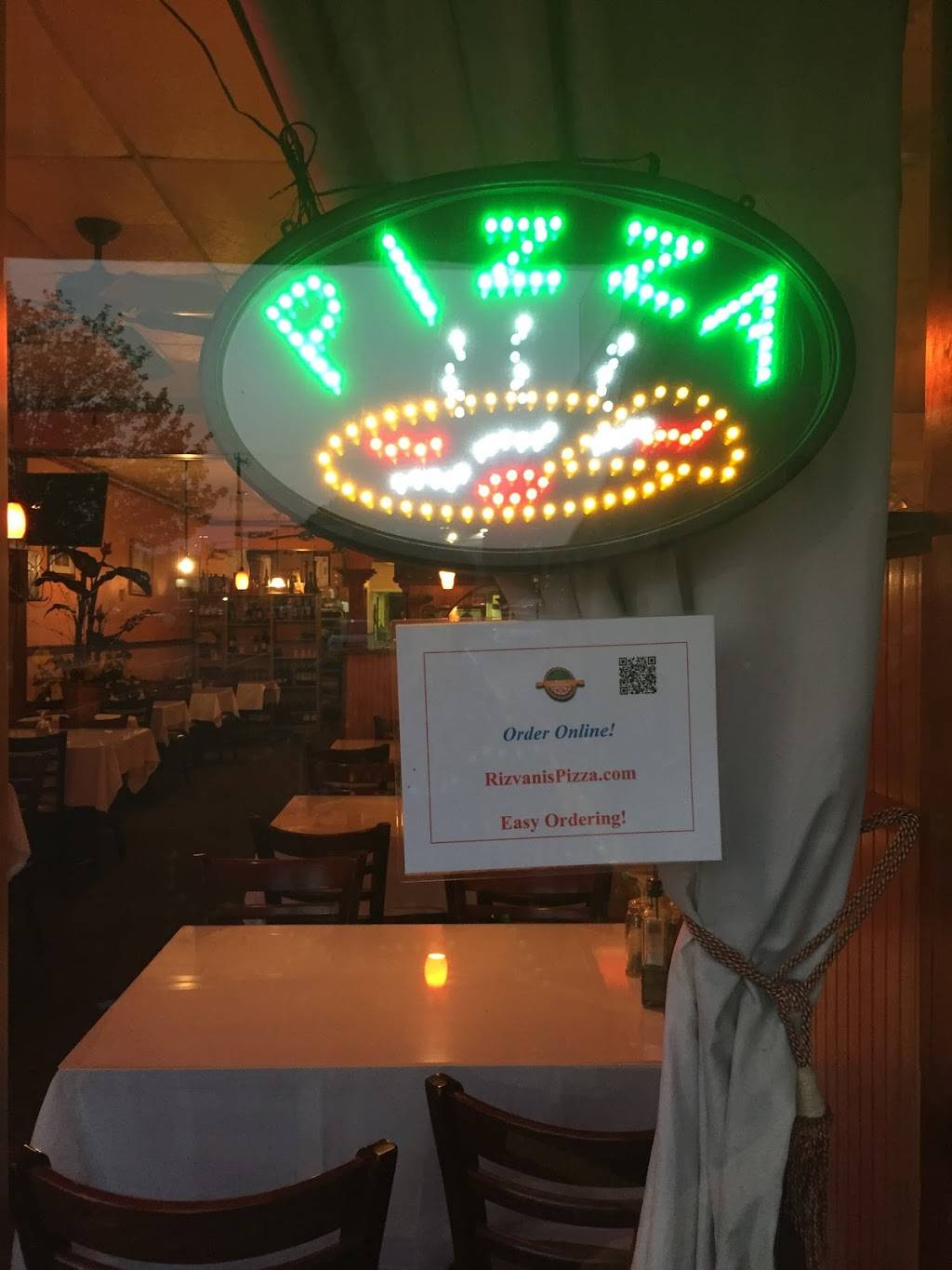 Rizvanis Pizza Restaurant | restaurant | 3322, 635 Straits Turnpike, Watertown, CT 06795, USA | 8609450112 OR +1 860-945-0112