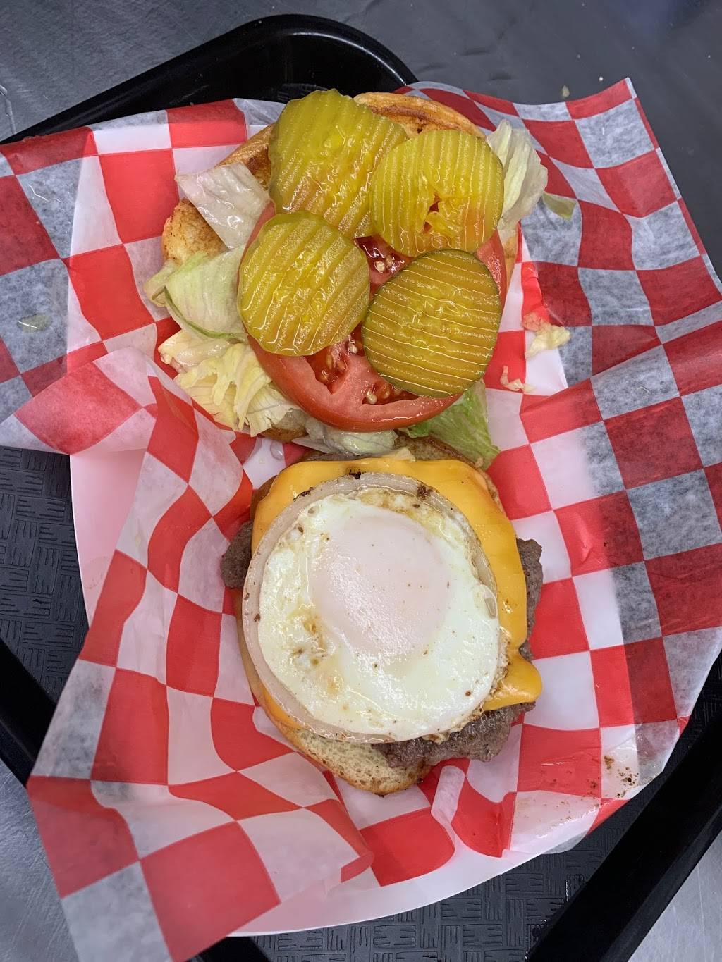 WingN It | restaurant | 10 Fairgrounds Rd, Paris, TN 38242, USA | 7314074353 OR +1 731-407-4353