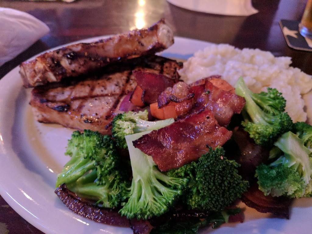 T-Bones Sports Pub | night club | 1971 W T C Jester Blvd, Houston, TX 77008, USA | 7138643944 OR +1 713-864-3944