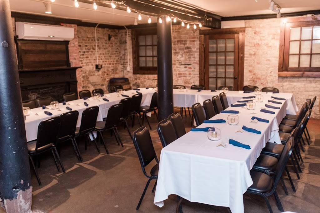 Moon River Brewing Company | restaurant | 21 W Bay St, Savannah, GA 31401, USA | 9124470943 OR +1 912-447-0943