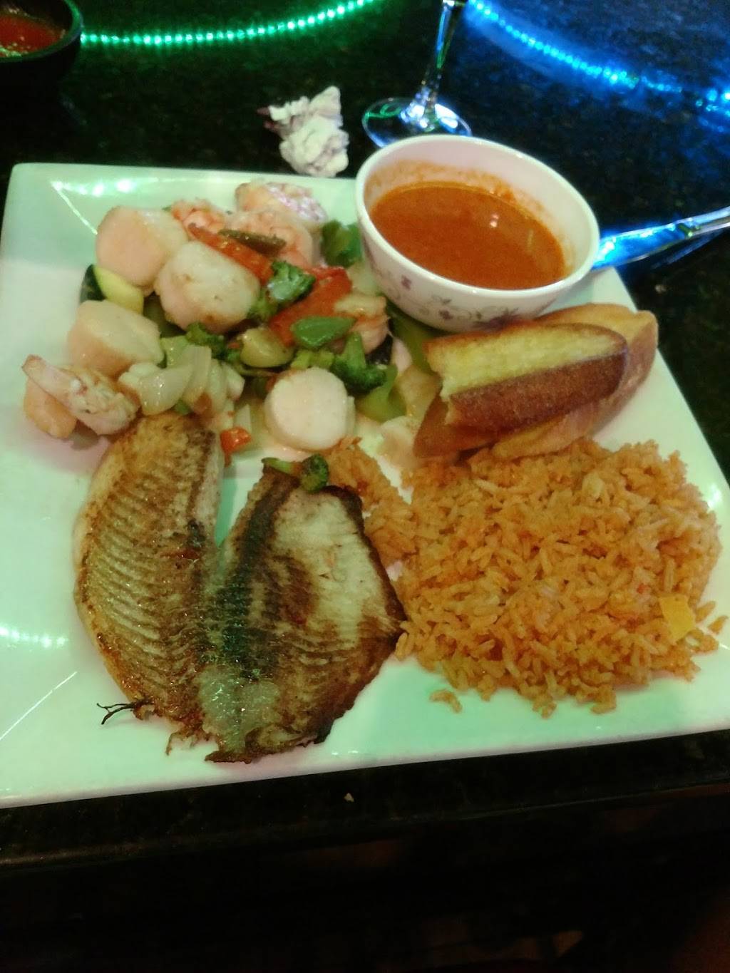 El Charro | restaurant | 1021 Mineral Spring Ave, North Providence, RI 02904, USA | 4017220078 OR +1 401-722-0078