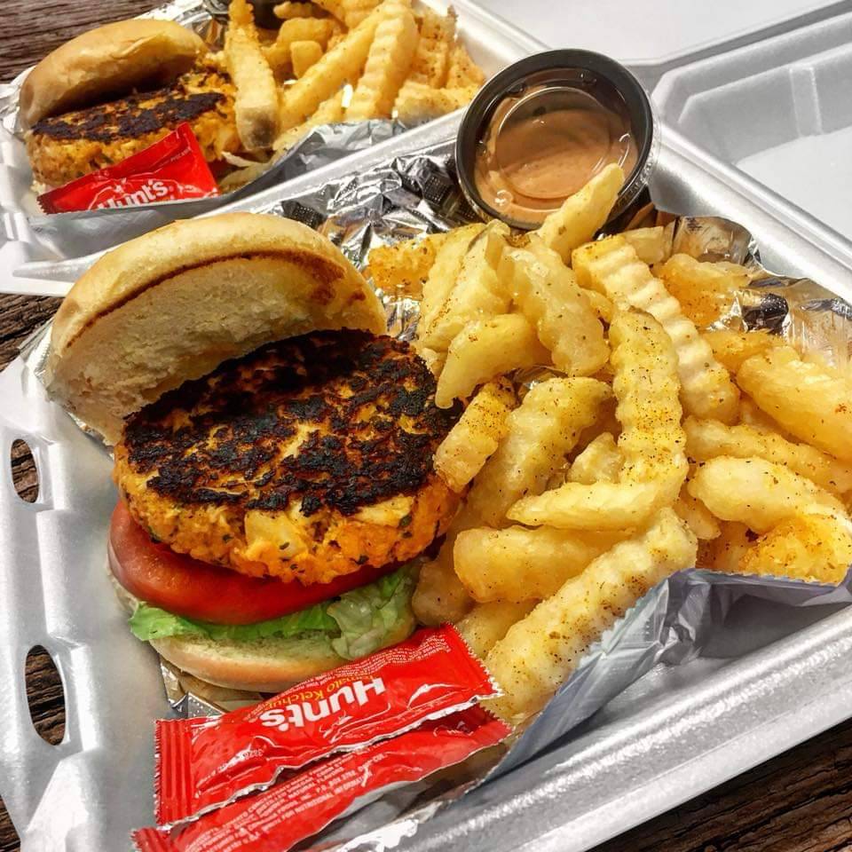 Wingbox & Seafood Co. | restaurant | 11465 Robious Rd, Bon Air, VA 23235, USA | 8043004411 OR +1 804-300-4411