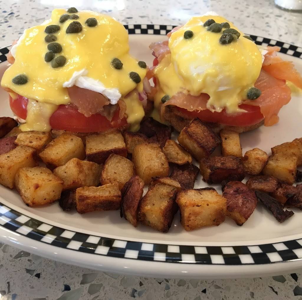 Amore Breakfast | restaurant | 87 Main Street- Box 684 At the blinking light, Ogunquit, ME 03907, USA | 2076466667 OR +1 207-646-6667