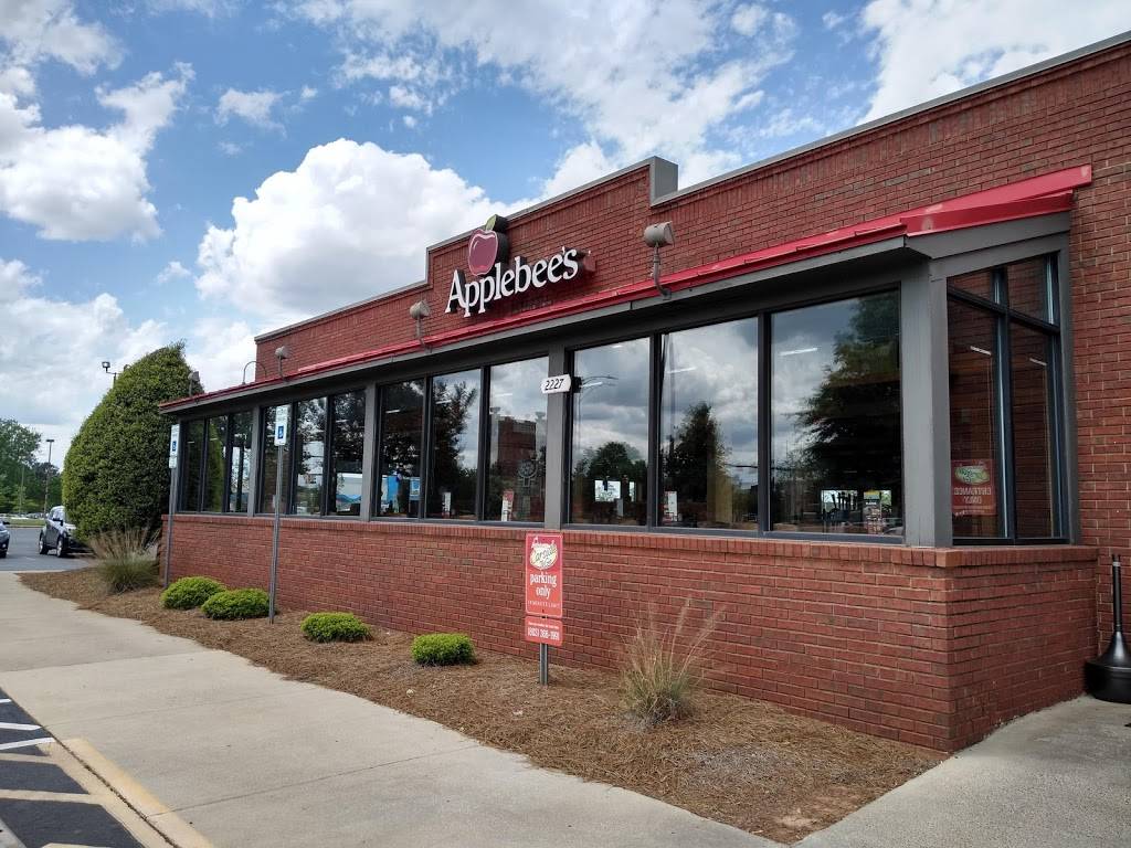Applebees Grill + Bar | restaurant | 2227 Dave Lyle Blvd, Rock Hill, SC 29730, USA | 8033661991 OR +1 803-366-1991