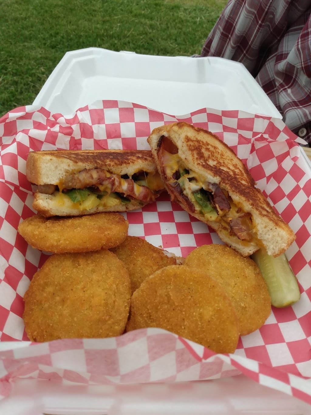 The Rustic Wagon | restaurant | 21298 State Hwy 112, Cassville, MO 65625, USA | 7852493741 OR +1 785-249-3741