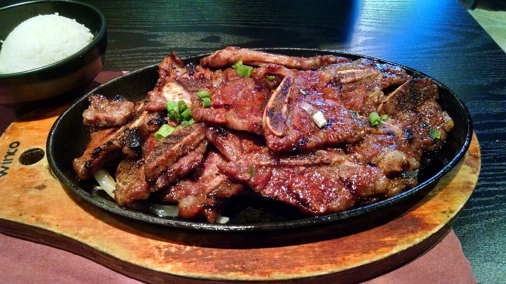 Arigato Sushi | restaurant | 1740 N Main St, Salinas, CA 93906, USA | 8314430100 OR +1 831-443-0100