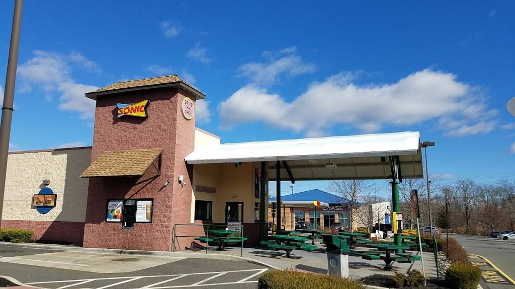 Sonic Drive-In | restaurant | 3331 NJ-27, Franklin Park, NJ 08823, USA | 7324193903 OR +1 732-419-3903