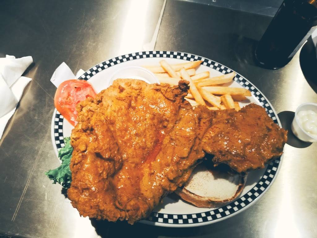 Iron Thunder Saloon | restaurant | 2022 13th Ave Dr SE, Hickory, NC 28602, USA | 8283224523 OR +1 828-322-4523