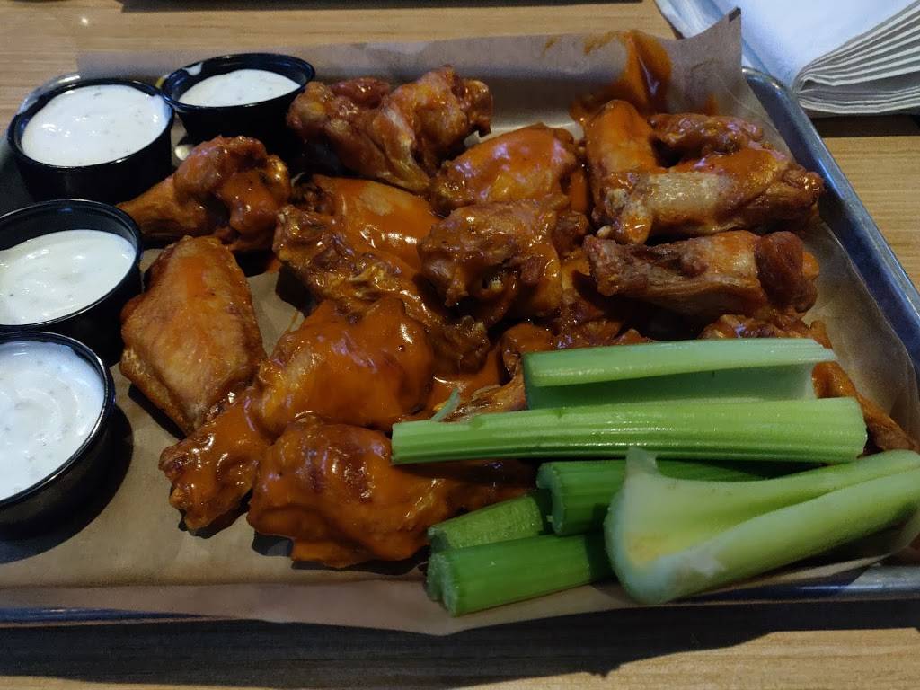 Buffalo Wild Wings | meal takeaway | 2001 S Padre Island Dr, Corpus Christi, TX 78416, USA | 3618149464 OR +1 361-814-9464