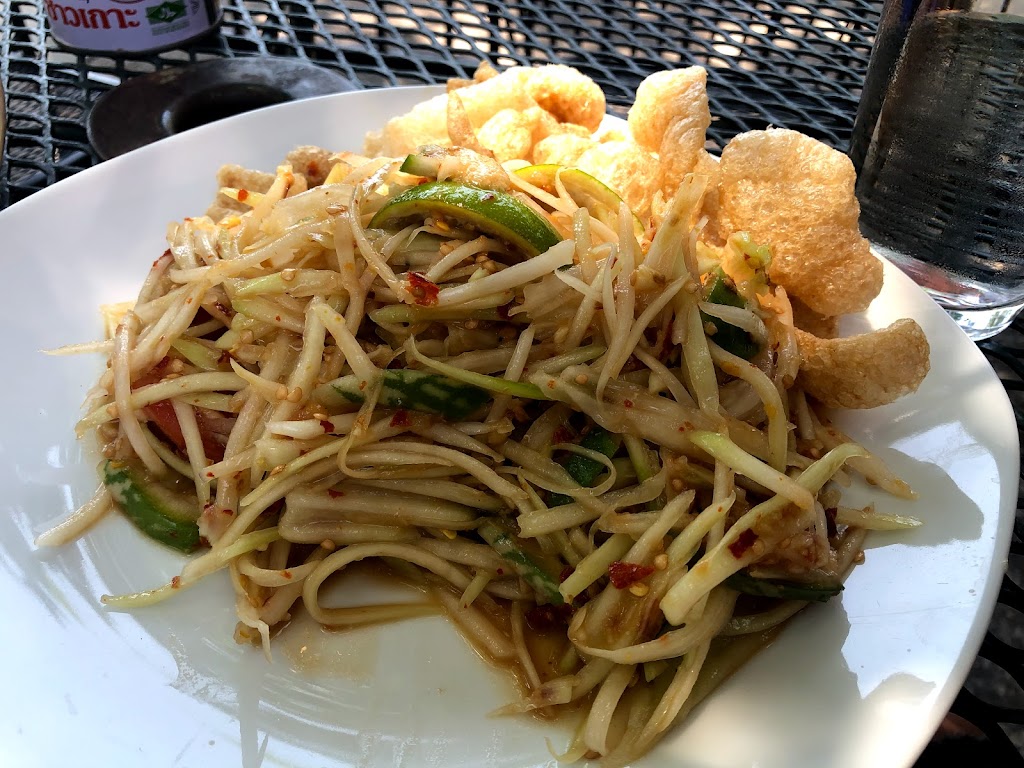 Chada Thai | restaurant | 2005 E 17th Ave, Denver, CO 80206, USA | 3033208582 OR +1 303-320-8582