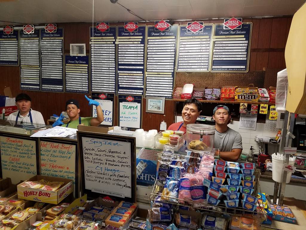 Sub Marias Deli | restaurant | 1305 Nottingham Way, Trenton, NJ 08609, USA | 6095861796 OR +1 609-586-1796