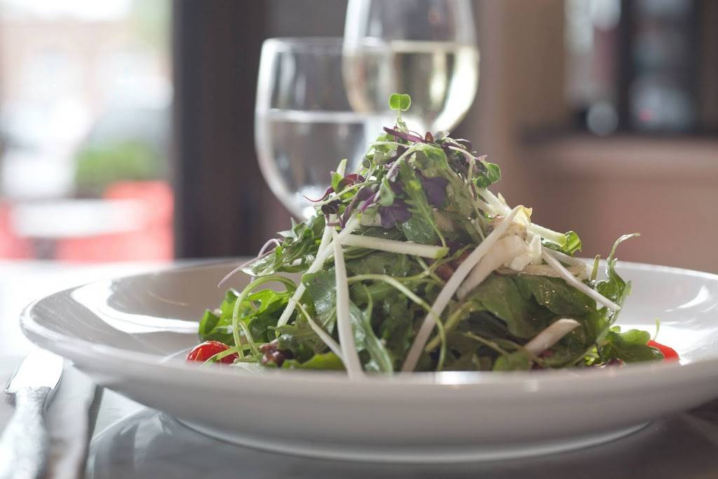 Quattro Pazzi Cafe | restaurant | 1599 Post Rd, Fairfield, CT 06824, USA | 2032597417 OR +1 203-259-7417